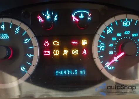 2010 Ford Escape Xlt from USA, damaged, VIN 1FMCU9D77AKC13493